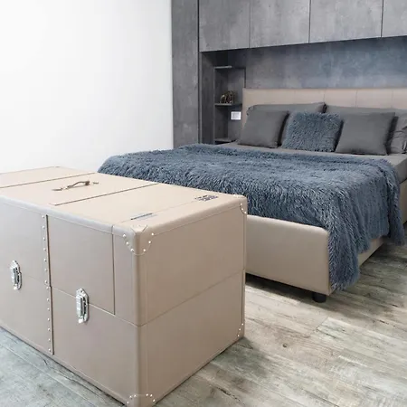 Moderno Apartamento Milão