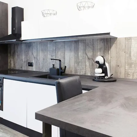 Daire Moderno Milano